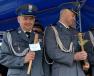 Drewniane pałki i życzenia dla lwóweckich policjantów