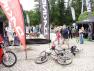 Jazda i skoki pod Szrenicą. Trwa Festiwal Rowerowy.