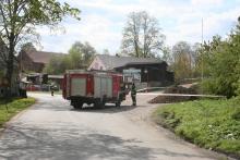 Uzbrojone panzerfausty pod wiaduktem w Starej Kamienicy