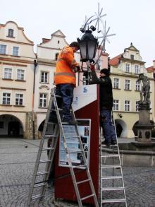 Świąteczne dekoracje zdobią już miasto