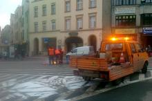 Wczoraj ekipy remontowe można było spotkać na ulicy Bankowej.