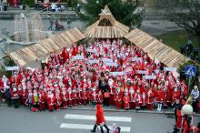 Lwóweckie Jasełka z paradą 350 Mikołajów
