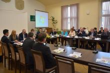 Spotkanie samorządowców poświecone przyszłości linii kolejowej Jelenia Góra - Lwówek. Fot: UMWD