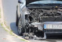 Audi zapaliło się na drodze